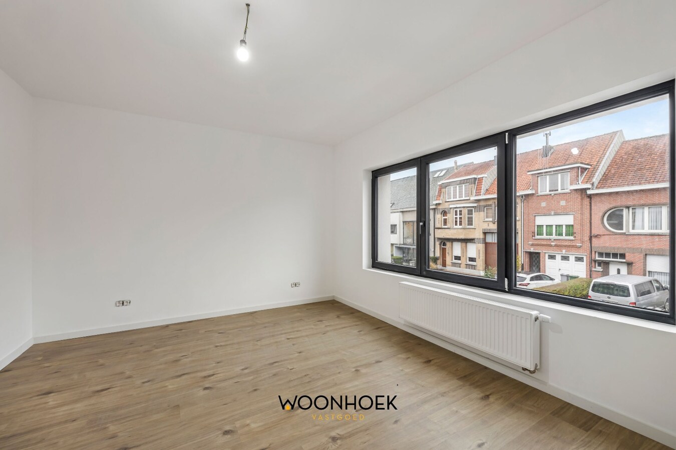 Gerenoveerde, 4-slpk woning met 2 badkamers en tuin! 