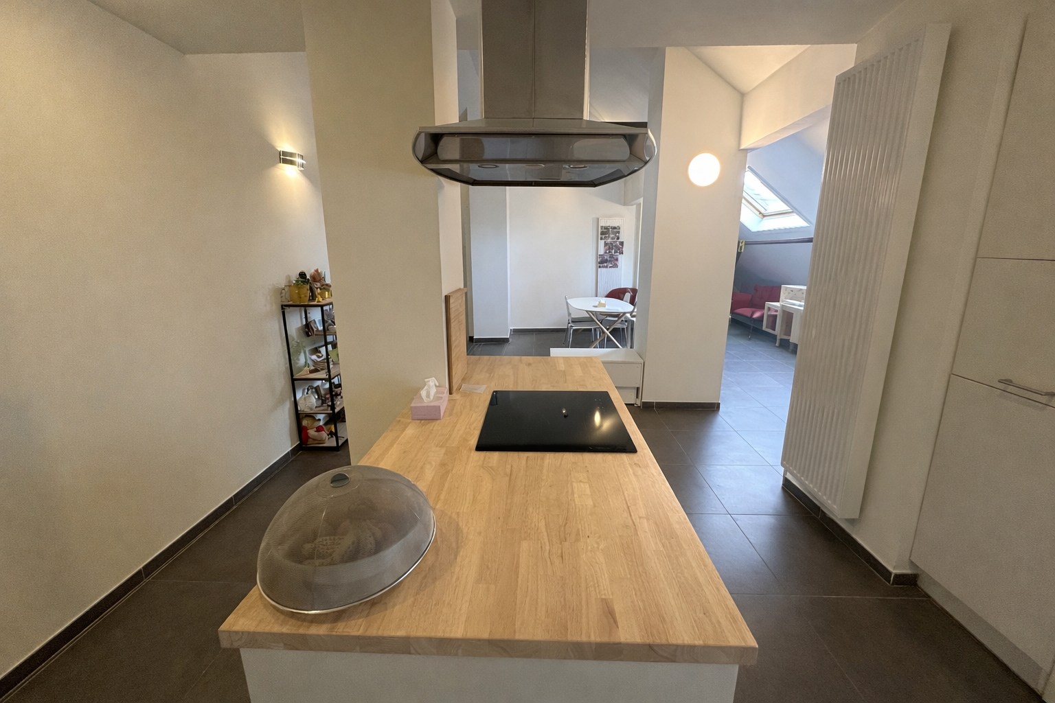 Dakappartement (120 m²!) met 2 slaapkamers, centrum Torhout 