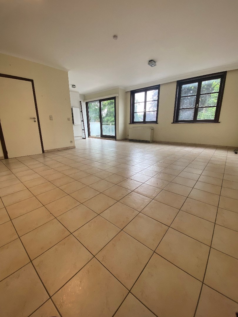 Ingooigem Appartement 1ste verdiep 2 slaapkamers 700€ 