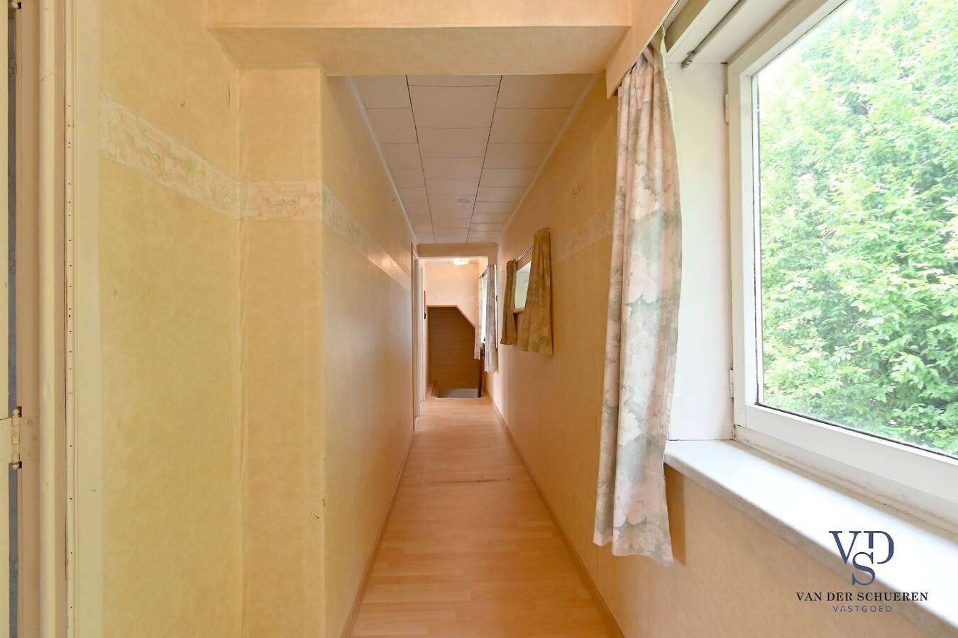 Degelijke eengezinswoning, landelijk gelegen 