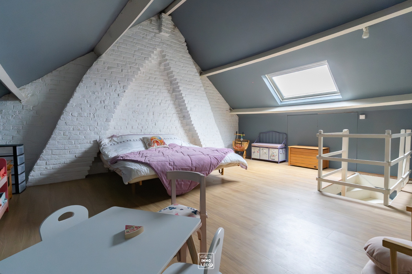 Maison saine &amp; rénovée avec jardin, idéalement située, COUP DE COEUR ! 