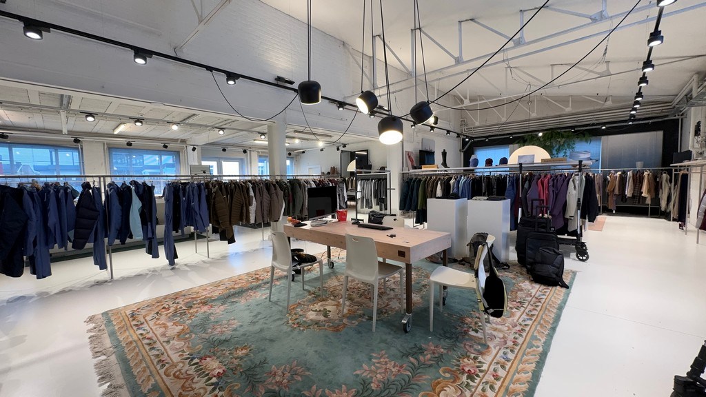 Multifunctionele ruimtes te huur vlakbij R4 en E40 in Drongen