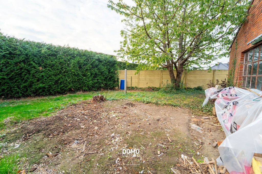 Te renoveren open bebouwing met potentieel in Berbroek (Herk-de-Stad) 