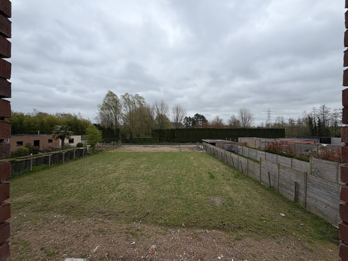 Nieuwbouwwoning te Eine. 