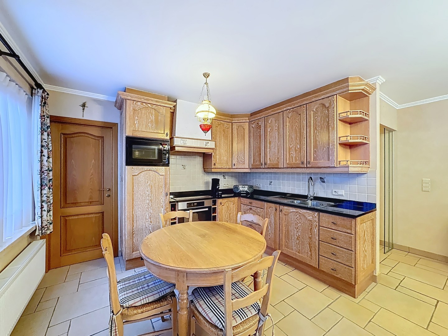 Centraal gelegen en ruim appartement 