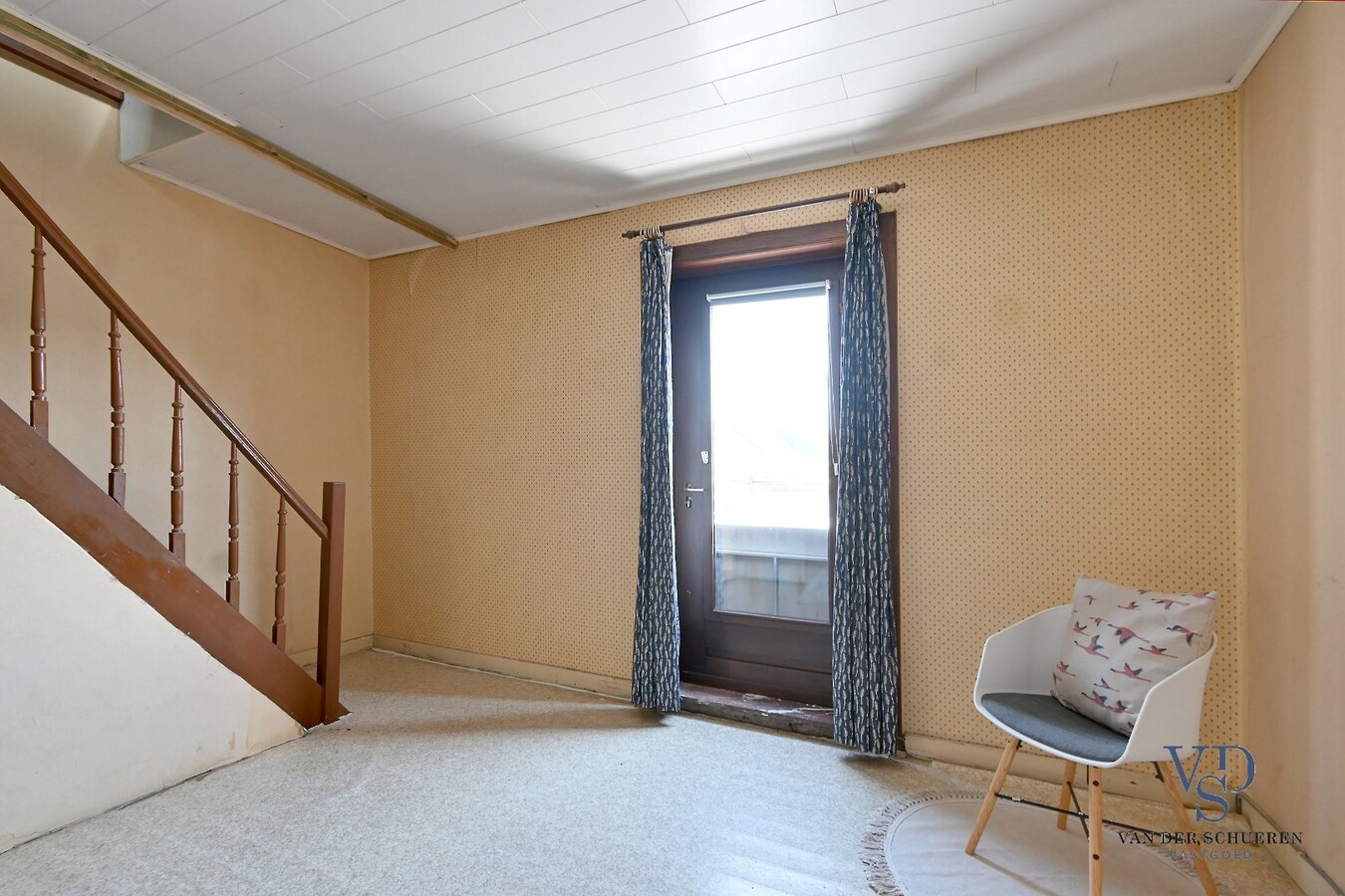 Knusse starterswoning met koertje 