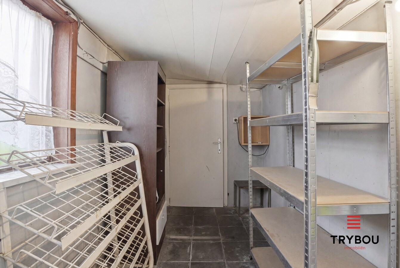 Rustig gelegen, alleenstaande woning op ruim perceel van 2210 m² 