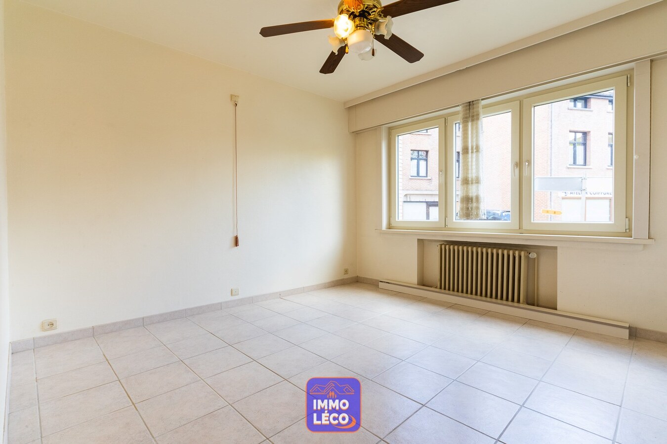 Appartement rez-de-chaussée avec terrasse, en plein centre-ville !! 