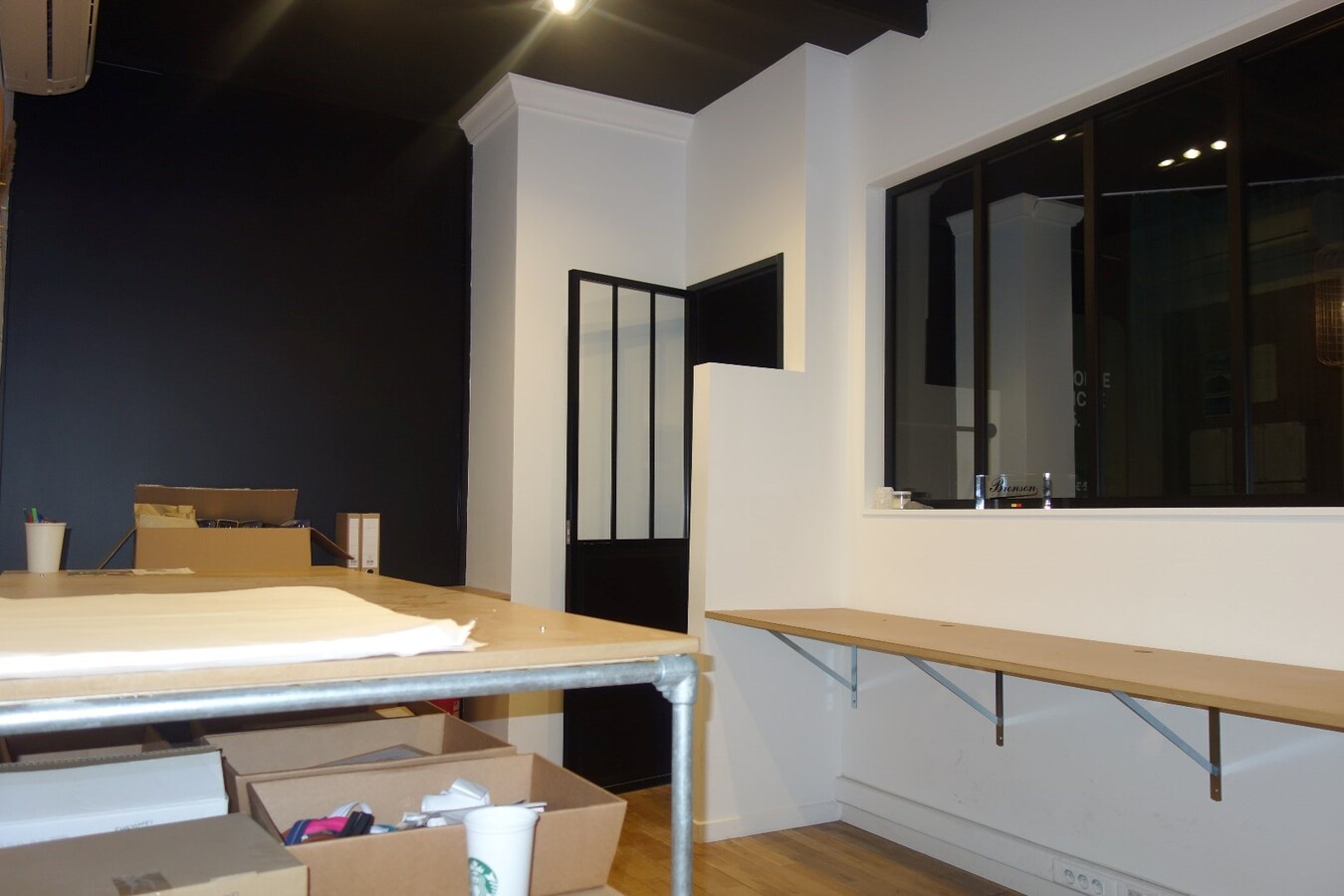 Commerce a louer À Tournai