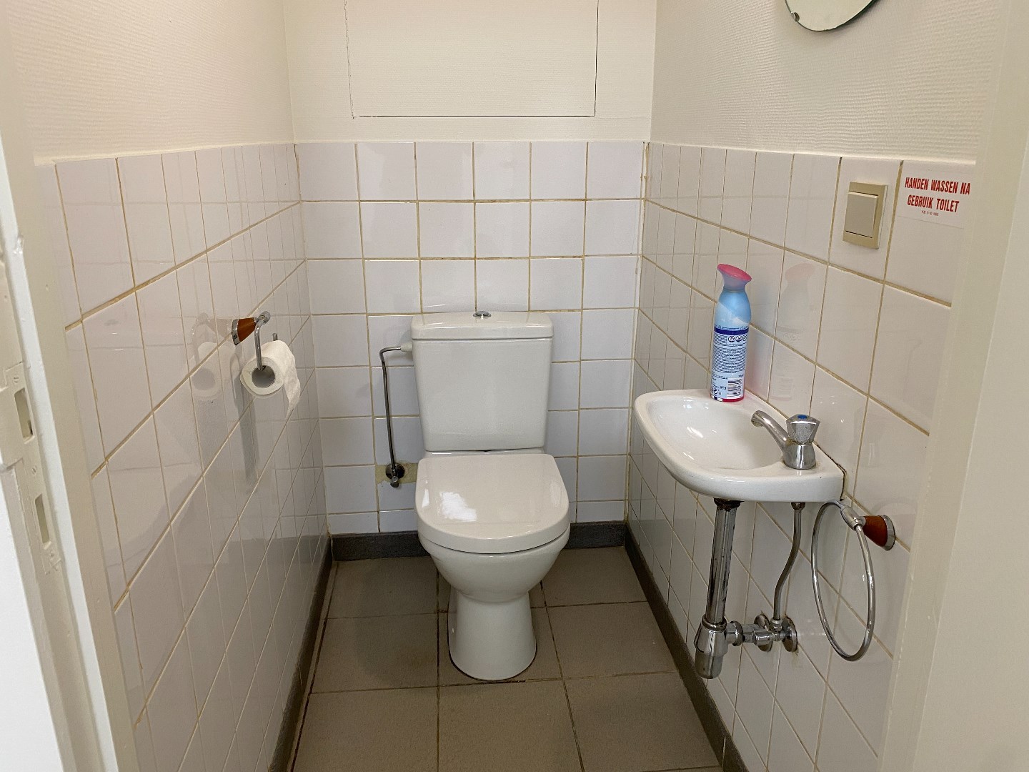 Commercieel handelspand op de Grote Steenweg te Olsene 