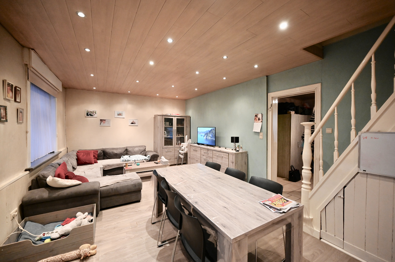 ONDER OPTIE !! TE RENOVEREN WONING MET MAGNIFIEKE TUIN 