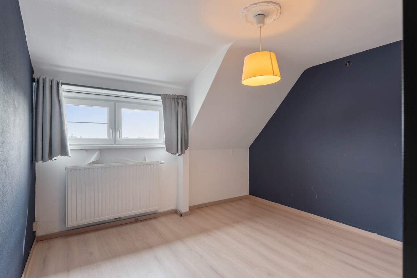 Een vrijstaande gezinswoning met 3 slaapkamers op perceel van 5a33ca 