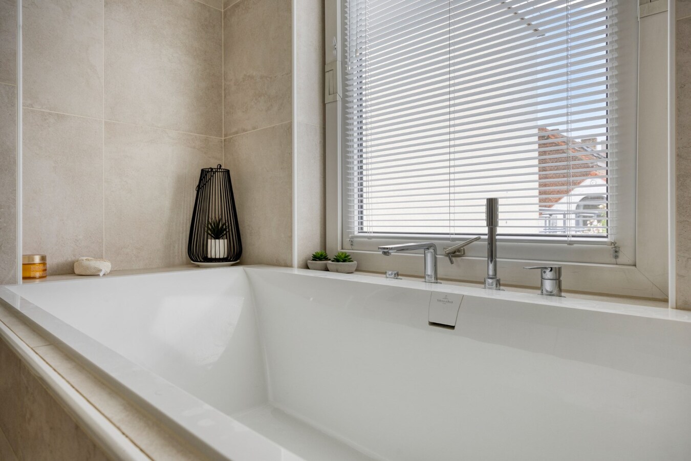 Luxueuze herenwoning met tuin en 5 slaapkamers te Leuven 