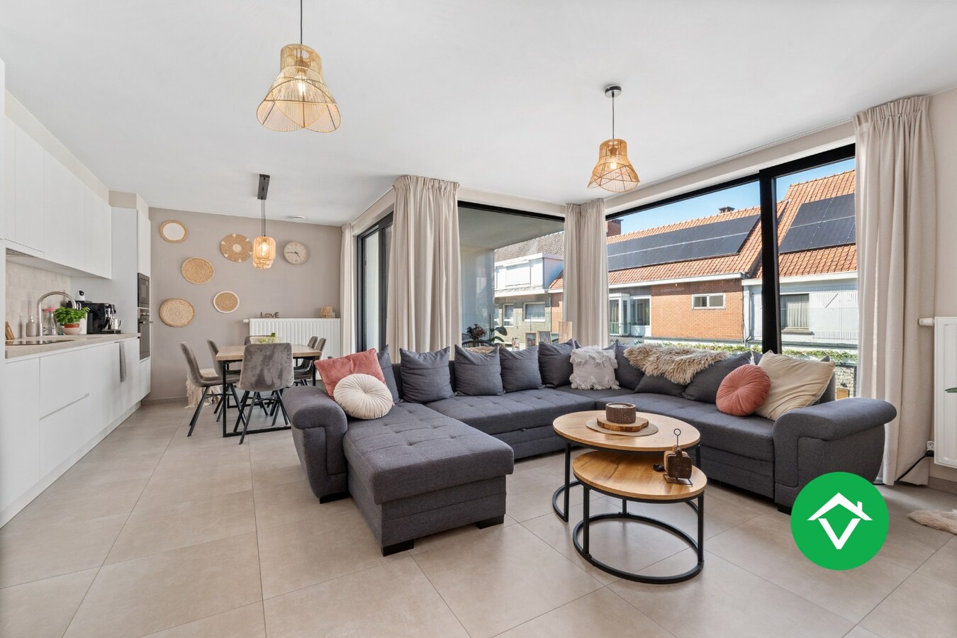 Recent nieuwbouwappartement gelegen op topligging te Eernegem 