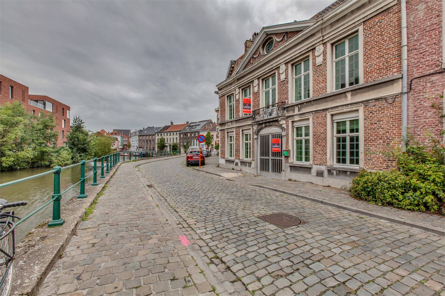 Prachtige voormalige dokterspraktijk, idylisch gelegen 