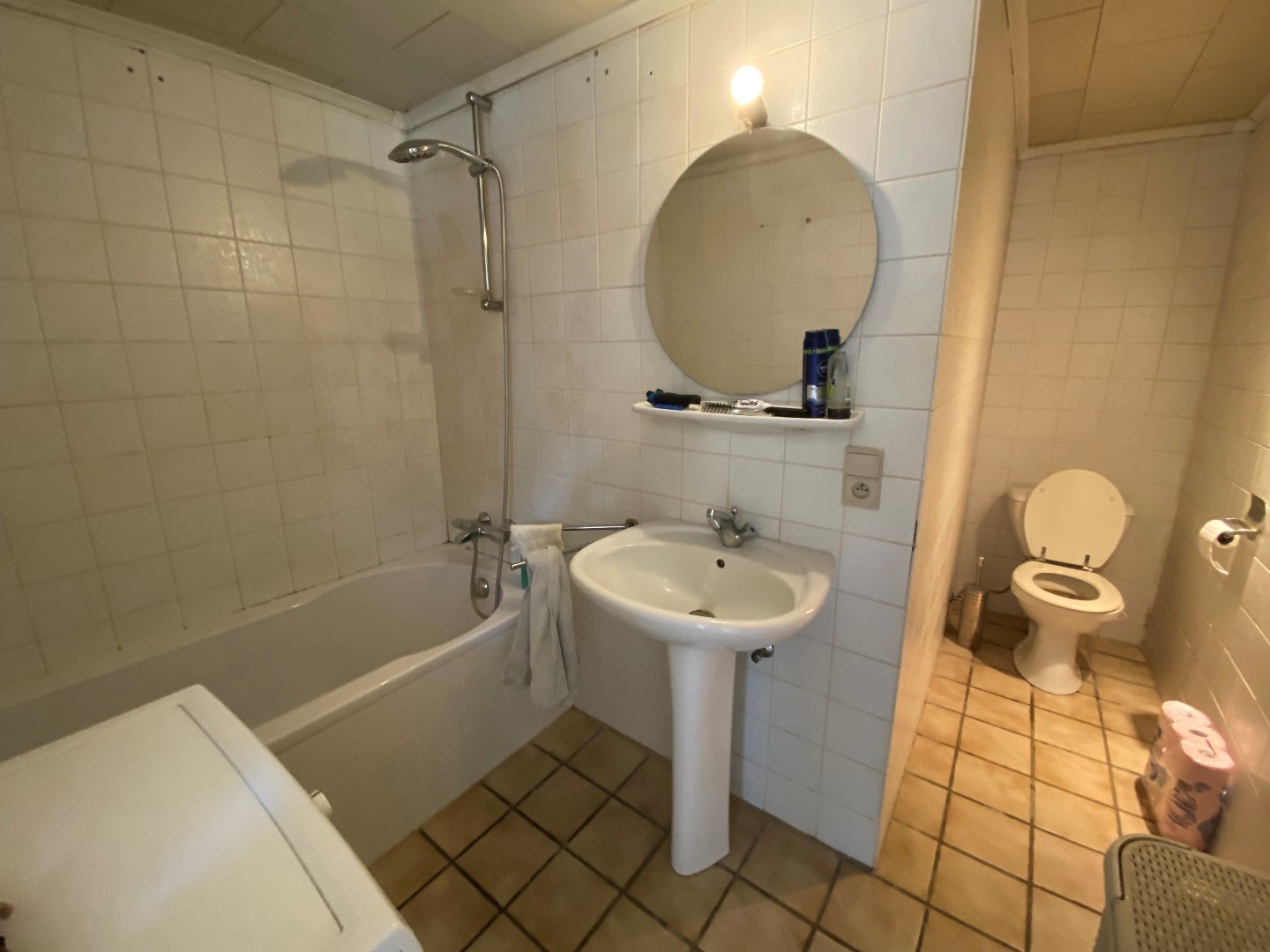 VERHUURD Deerlijk alleenstaande woning met grote tuin 750€ 