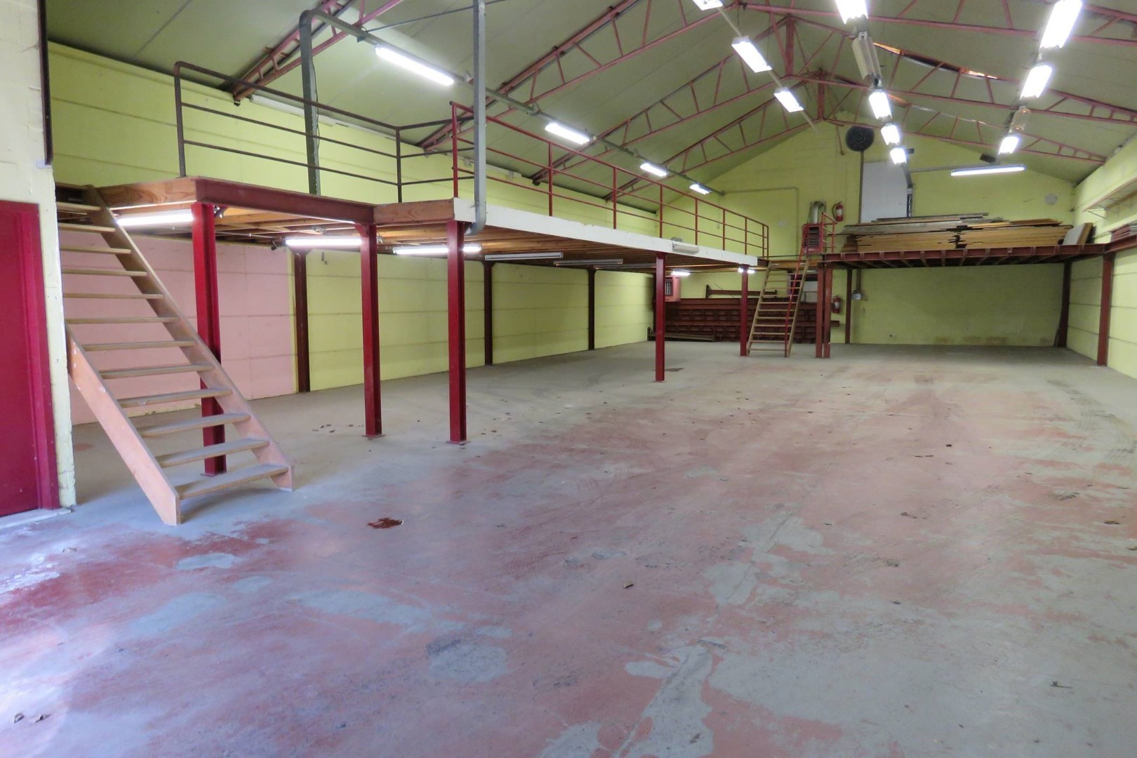 Loods/opslagruimte (250 m²), Torhout 