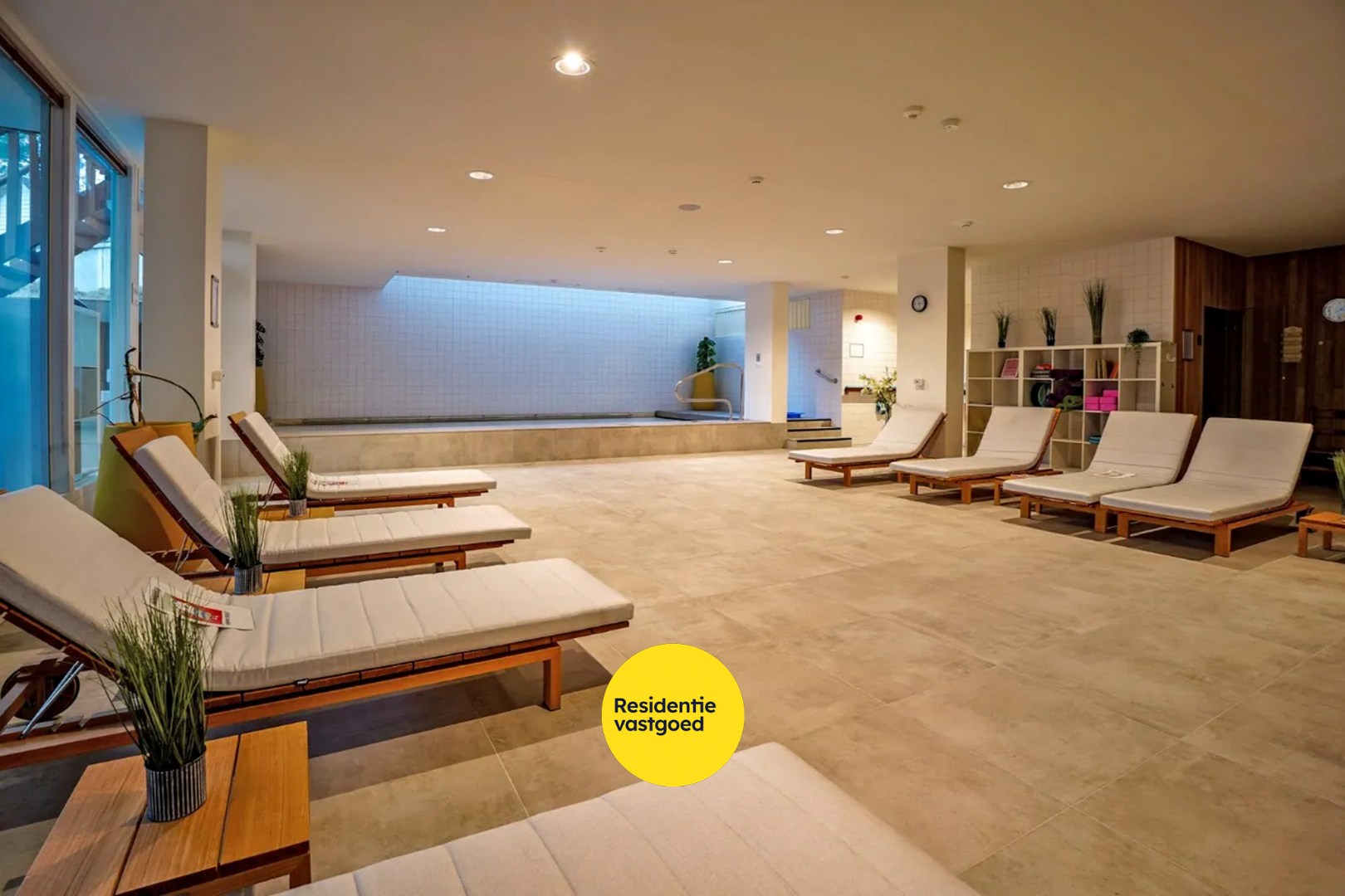 Prachtig 1-slaapkamerappartement met ruim terras (serviceflat) in Residentie Beukenhof, uniek wonen in de dorpskern van Oostduinkerke. 