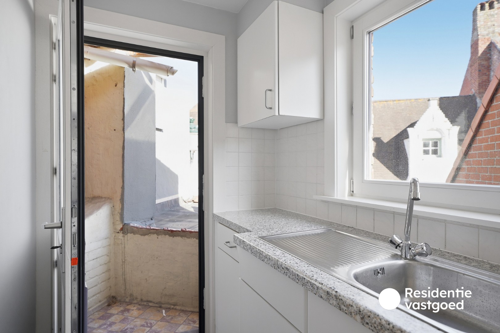 Charmante stadswoning met garage en 2 slaapkamers 