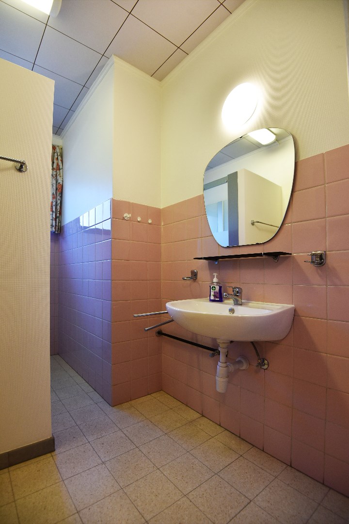 Open bebouwing (bungalow) met 3 slaapkamers en tuin te Adegem 