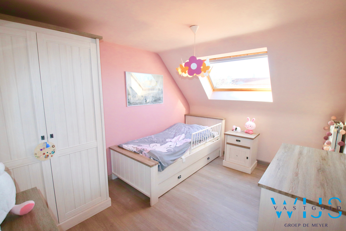 Prachtig instapklaar woonhuis in rustige woonwijk te EEKLO! 