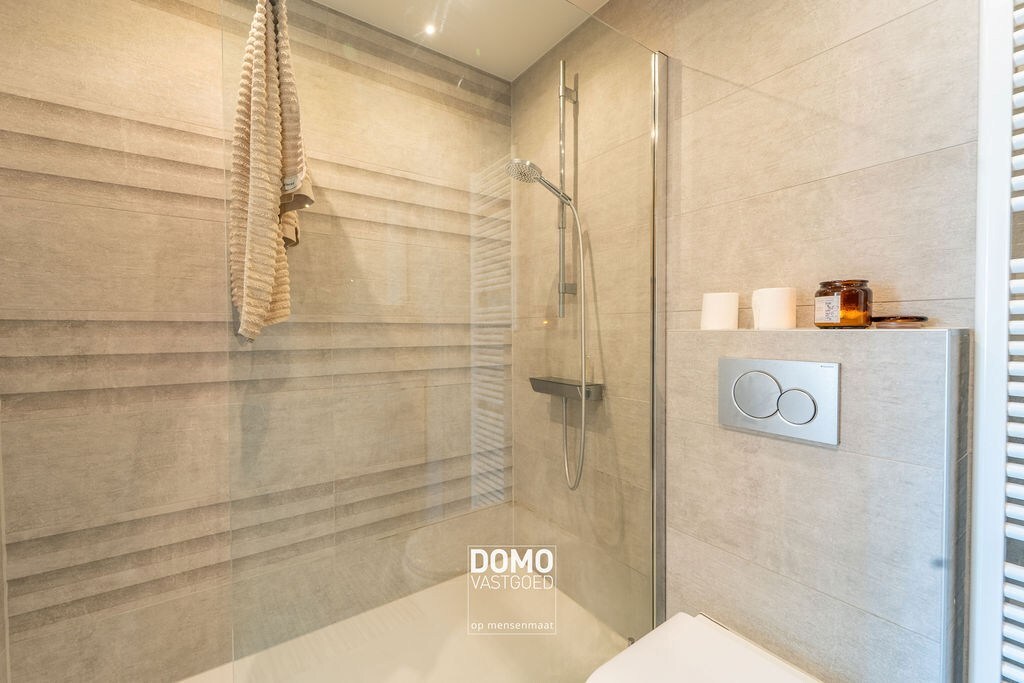 PERFECT GELEGEN RUIM APPARTEMENT IN CENTRUM HASSELT MET 3 SLAAPKAMERS, TERRAS, GARAGE EN EPC B 