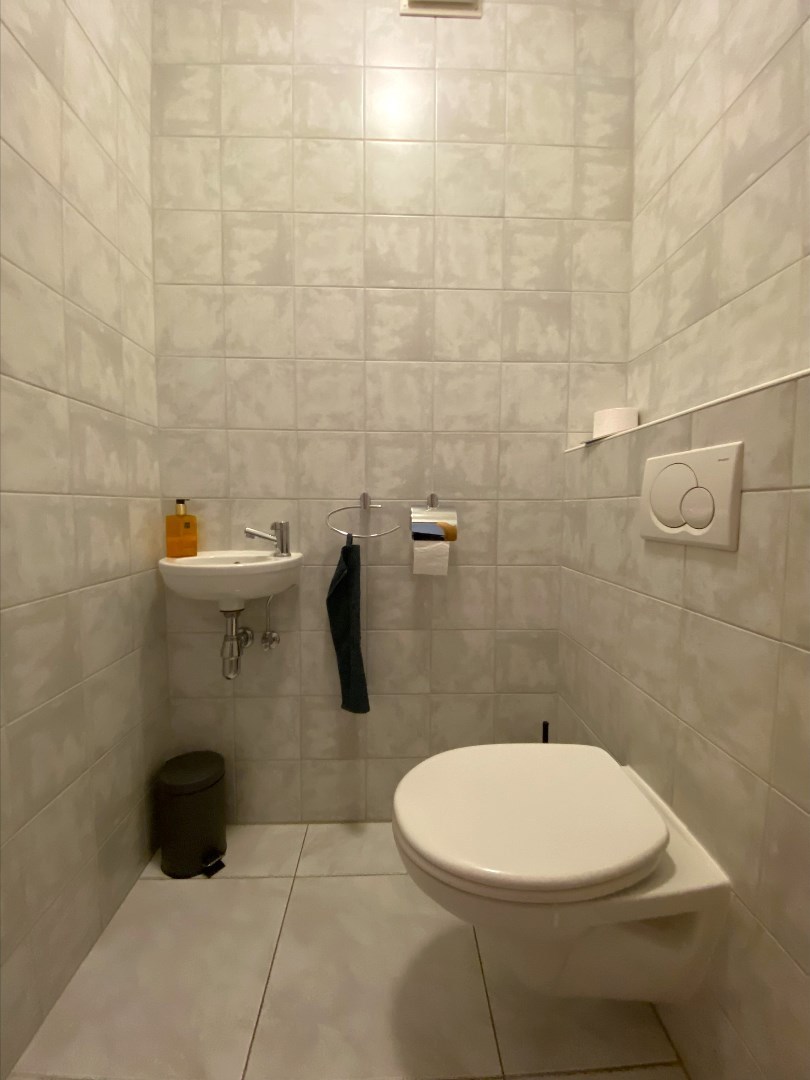 Zeer net gelijkvloers appartement met 2 slpks nabij centrum van Geel! 