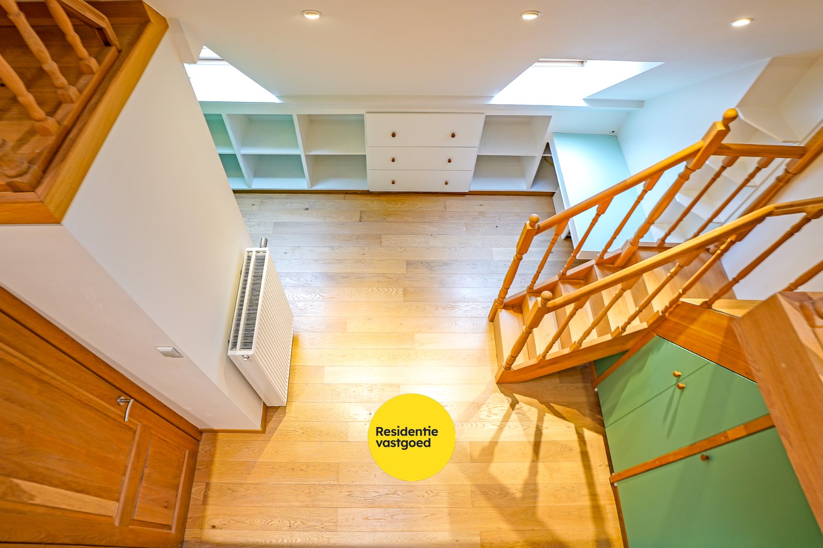 Herenhuis met handelsruimte &amp; wellness in Nieuwpoort-Stad 