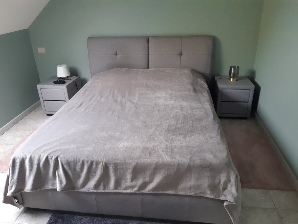 Aangename woning (Half Open). 