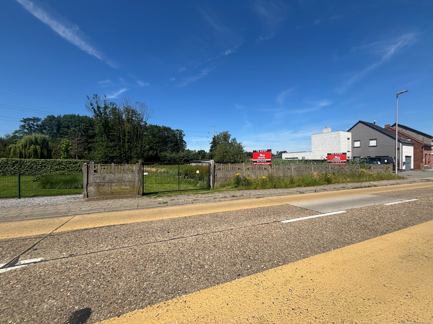 Bouwgrond van 8a 69ca voor halfopen bebouwing in Ham 