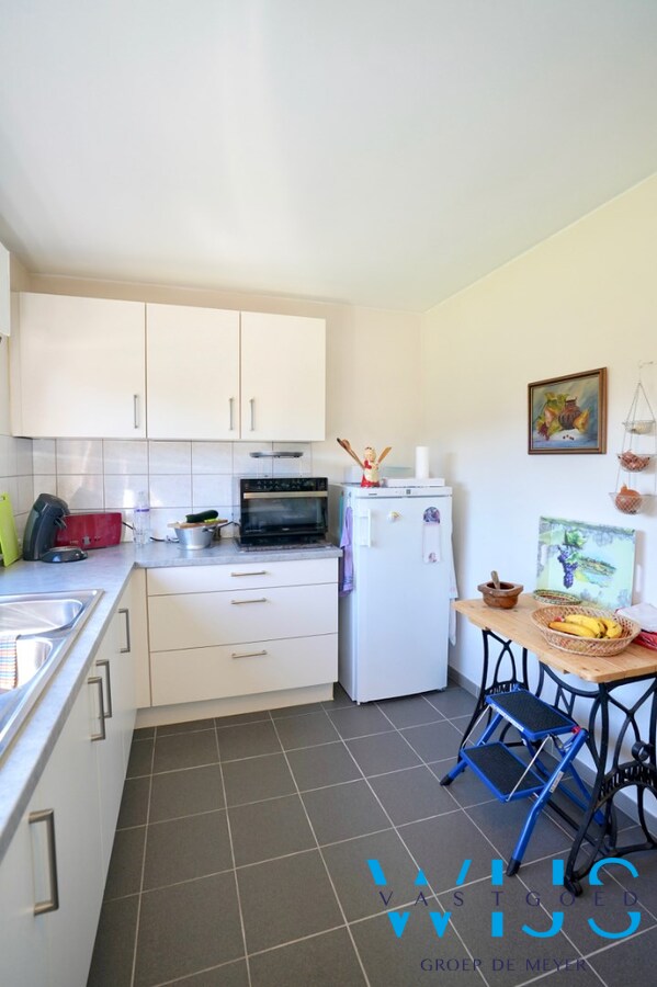 Bel-étage met inpandige garage &amp; zonnige tuin te Ertvelde! 