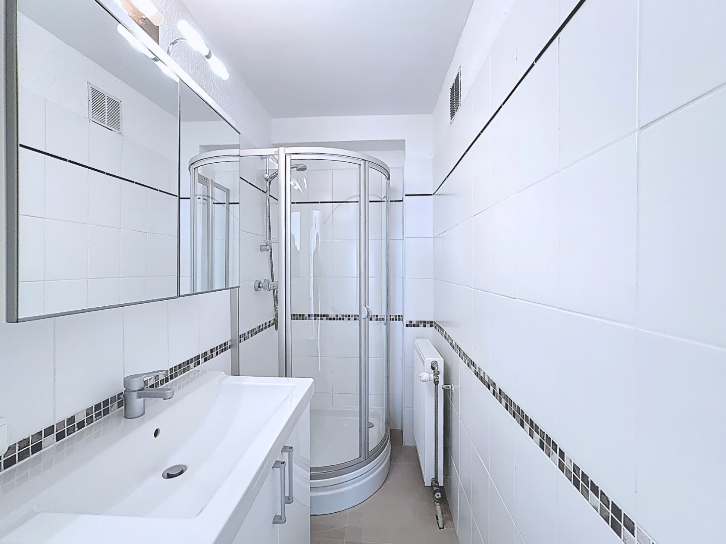 Mooi hoekappartement met FRONTAAL ZEEZICHT 