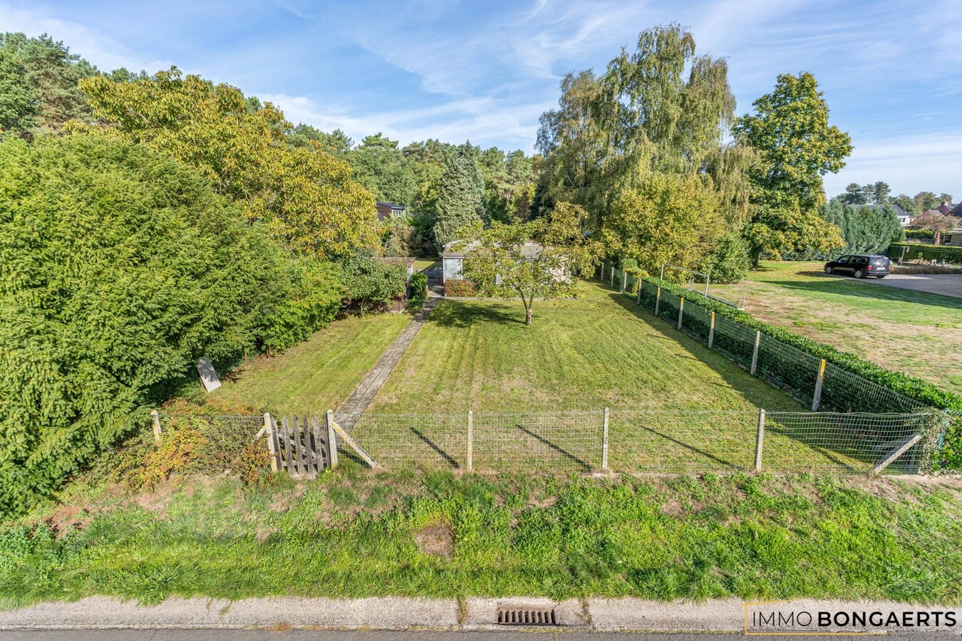 Bouwgrond voor open bebouwing op perceel van 7a54ca 