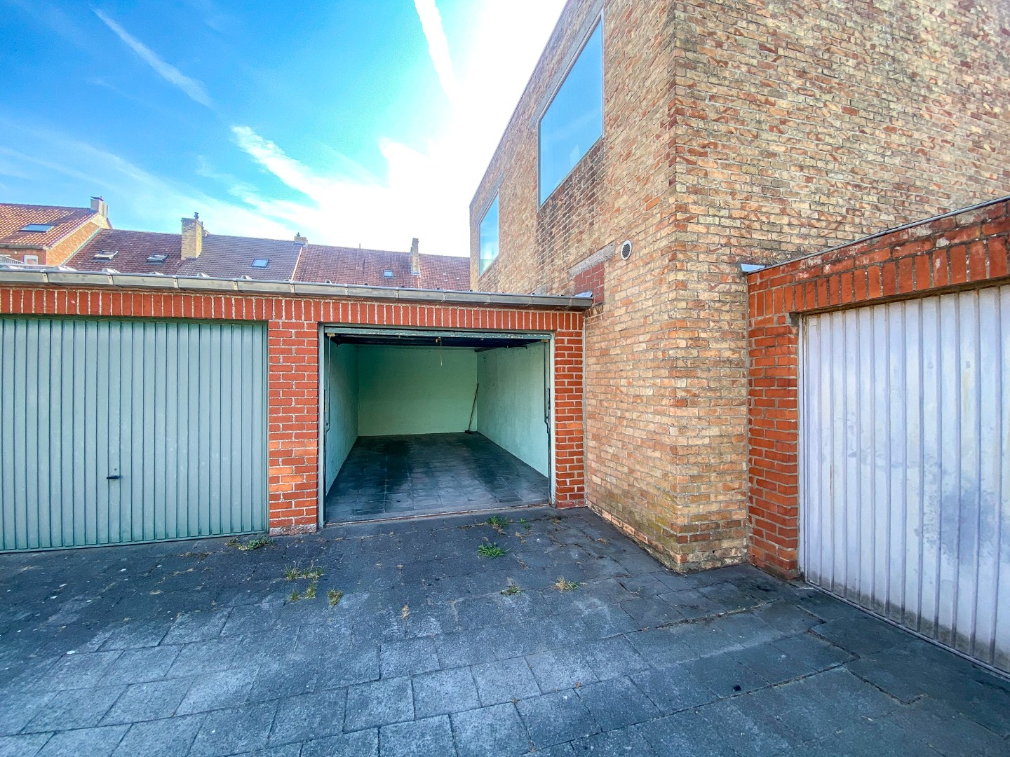 Bovengrondse garage te huur in Nieuwpoort-Stad. 
