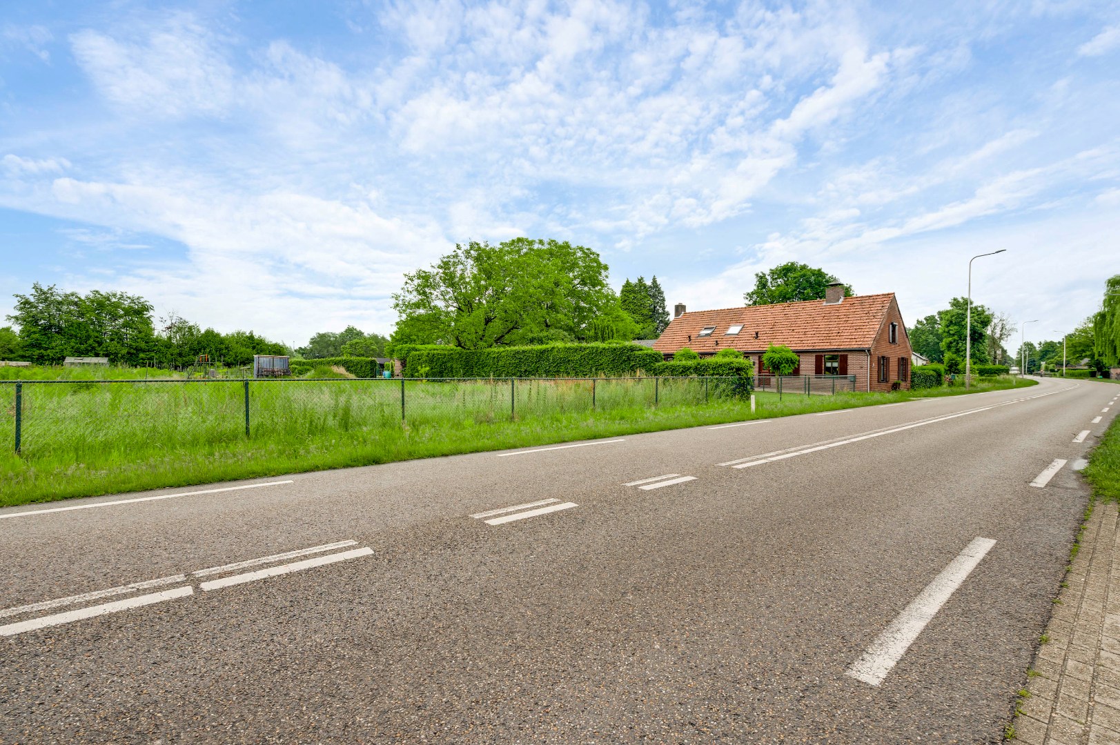 Woonboerderij te koop in Weert