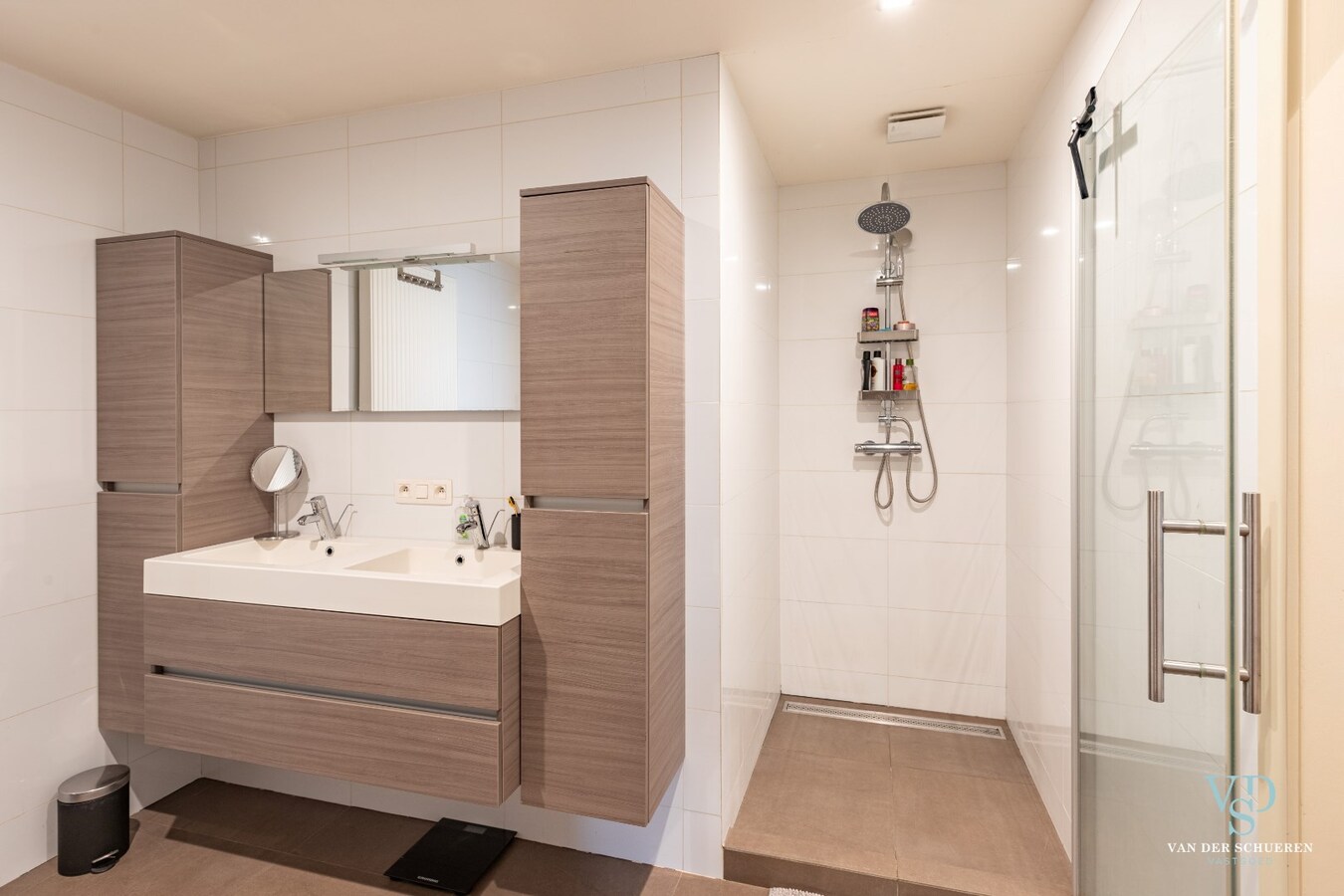 Ruim en rustig wonen in eigentijdse loft. 