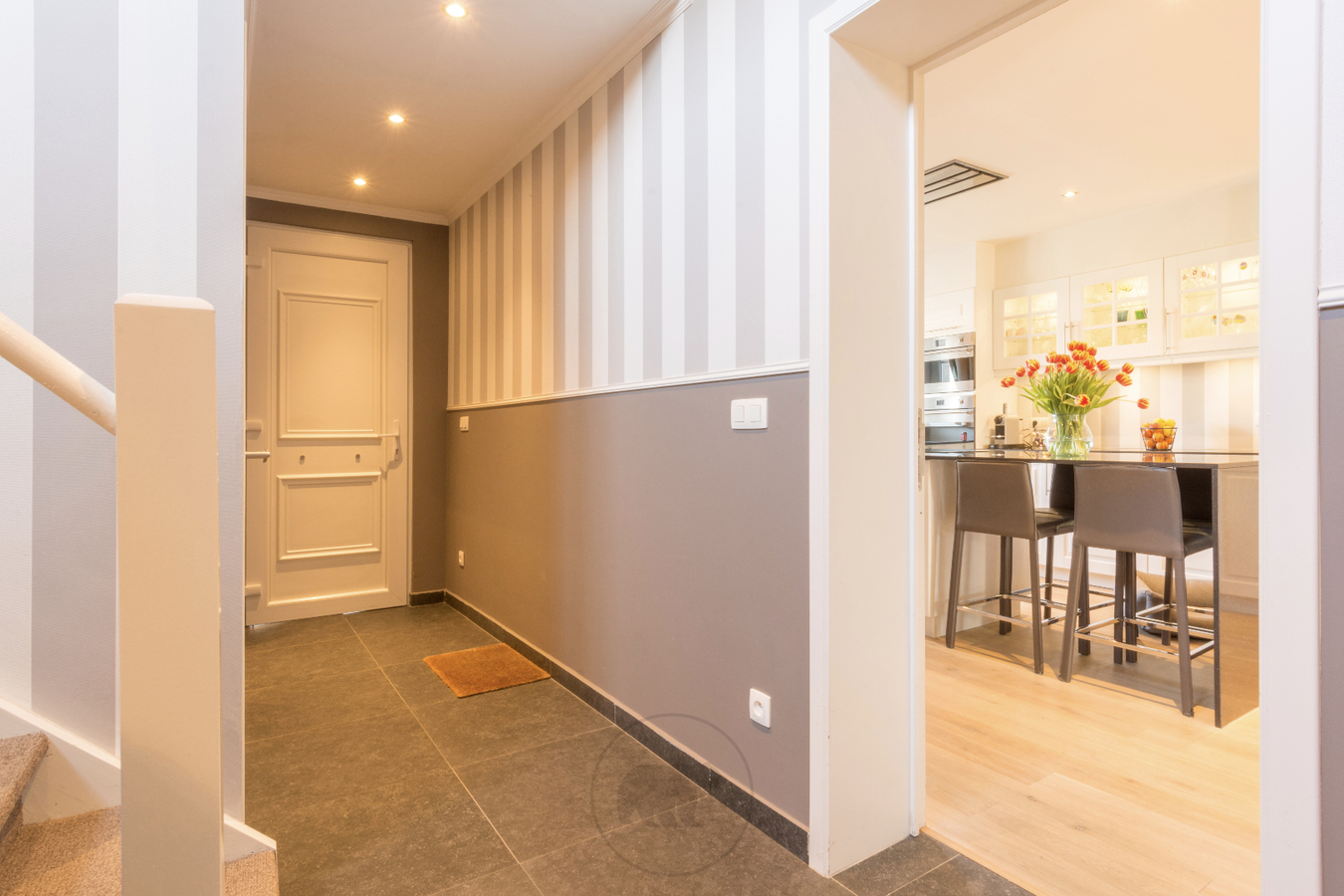 Instapklare woning met luxe-afwerking nabij centrum (DE PINTE) 