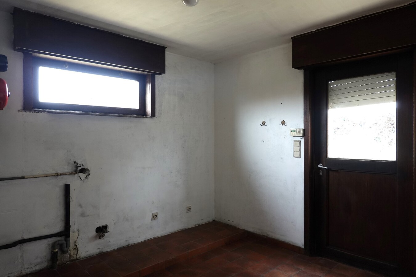 Te renoveren villa in bedrijventerreinzone voor KMO's 