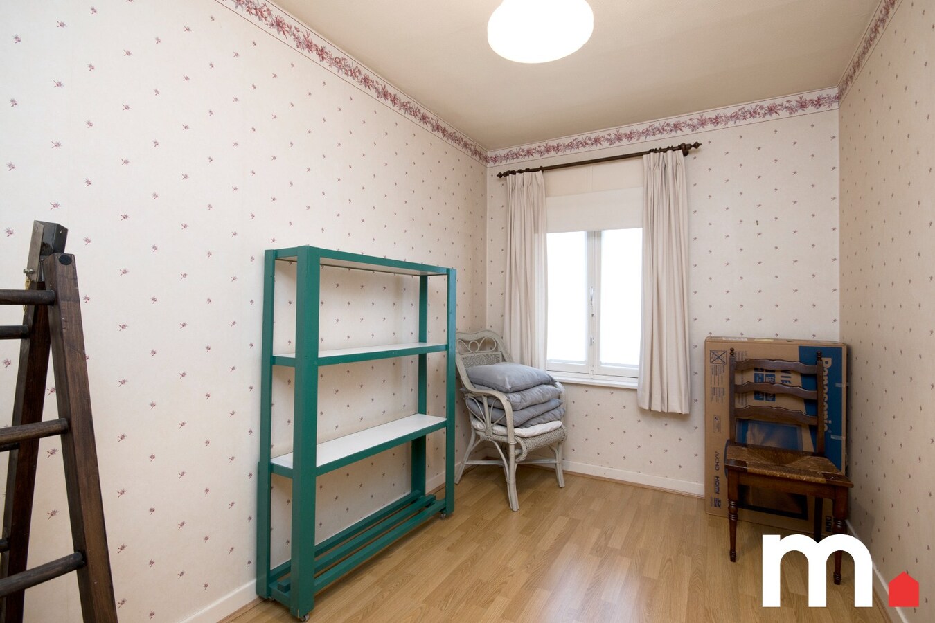 Instapklare woning met 4 slaapkamers te Izegem nabij het centrum! 