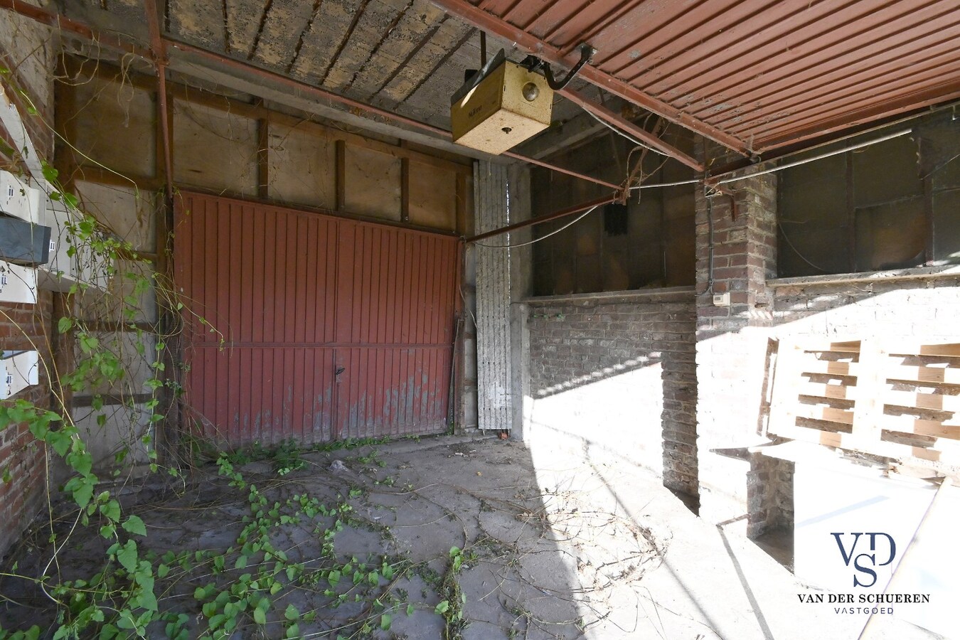 Ruime woning met tuin in centrum Eine ! 