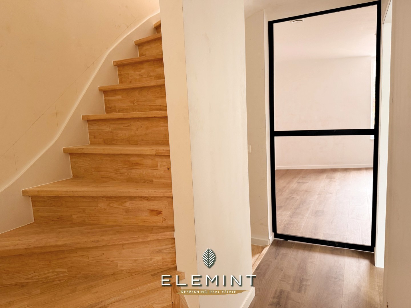 Instapklaar &amp; energiezuinig wonen met warmtepomp en fietsenberging in Kortrijk 