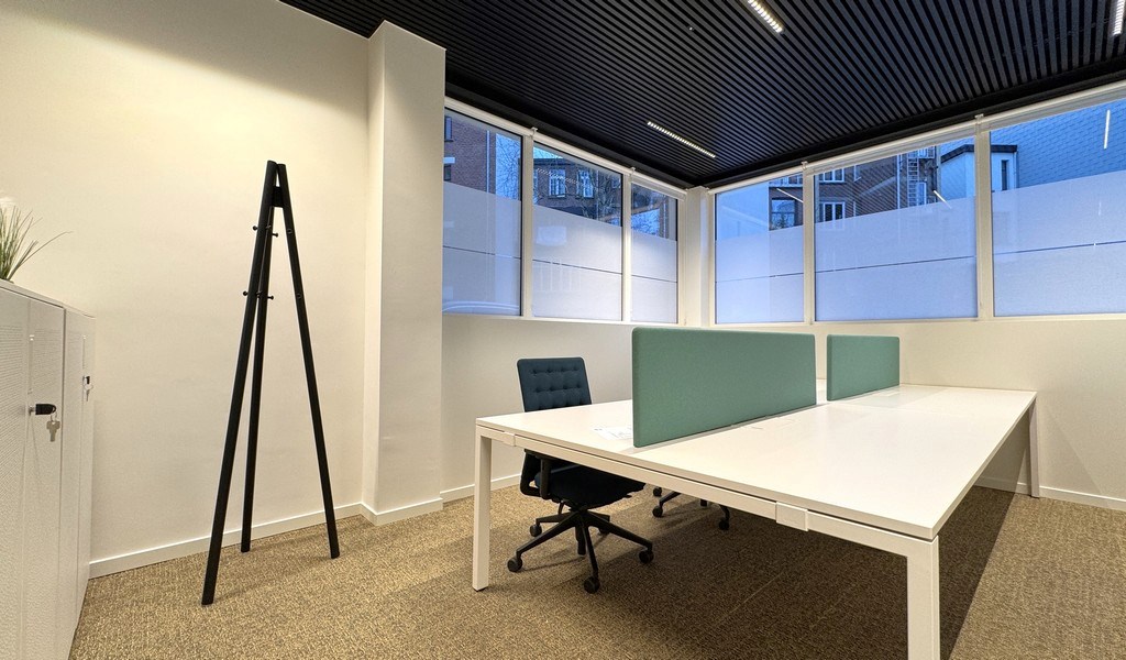 Full service kantoren in Humgy Singel te Berchem