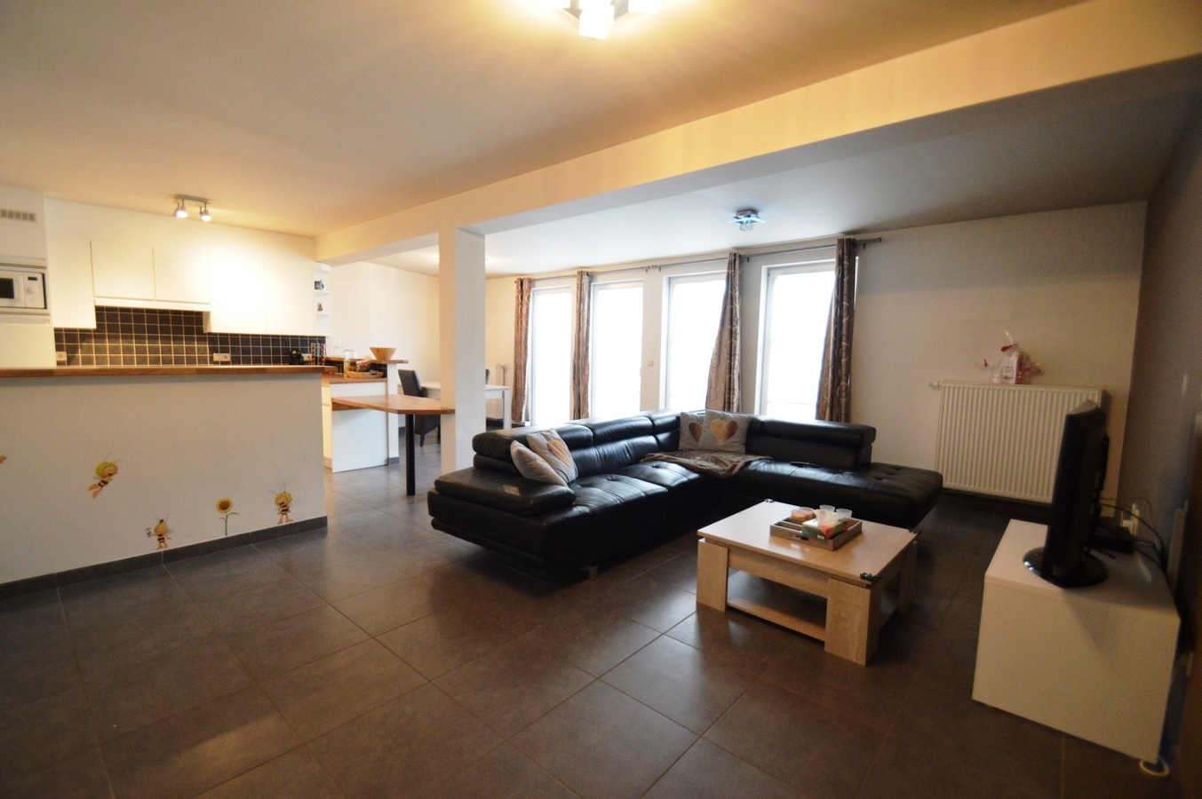 Zeer ruim gelijkvloersappartement met terras - Westkapelle 