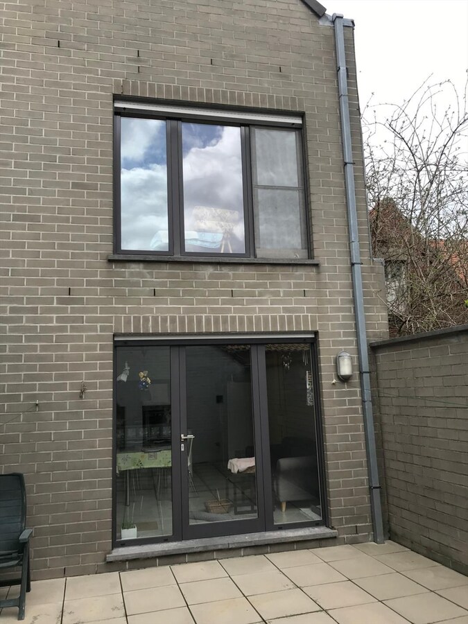 Ruim appartement (170m²) met groot terras 