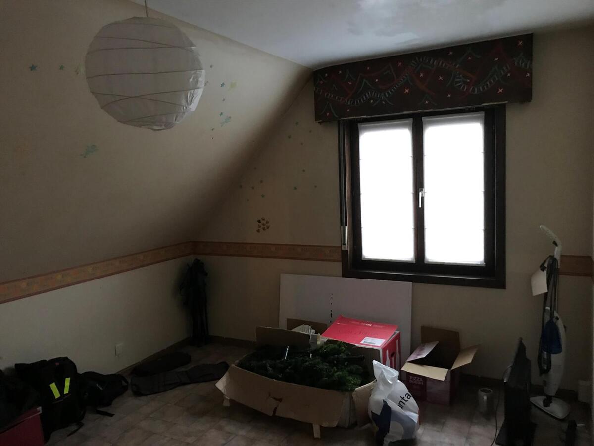 Rustig gelegen halfopen bebouwing met 3 slaapkamers 