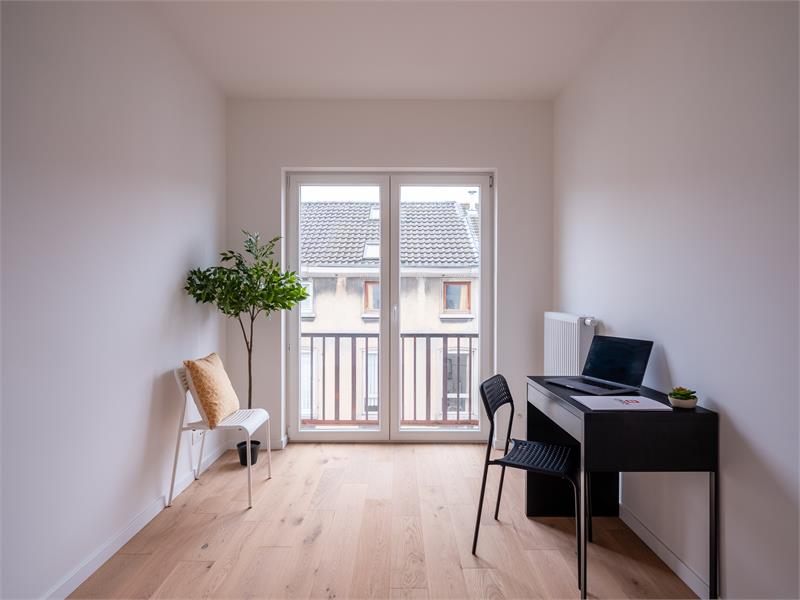 Volledig gerenoveerd appartement met 3 slaapkamers 