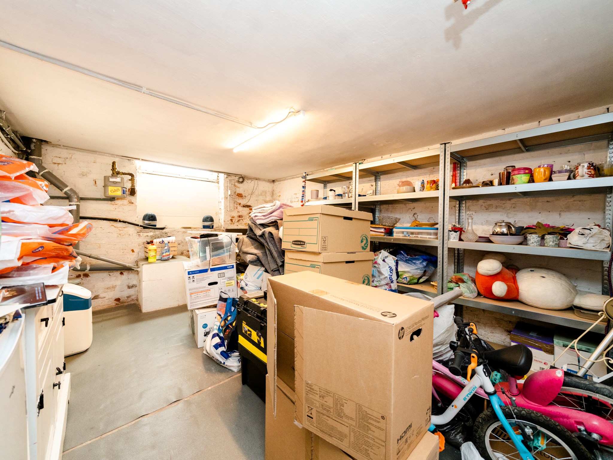 Instapklare woning met 4 ruime kamers en tuin 