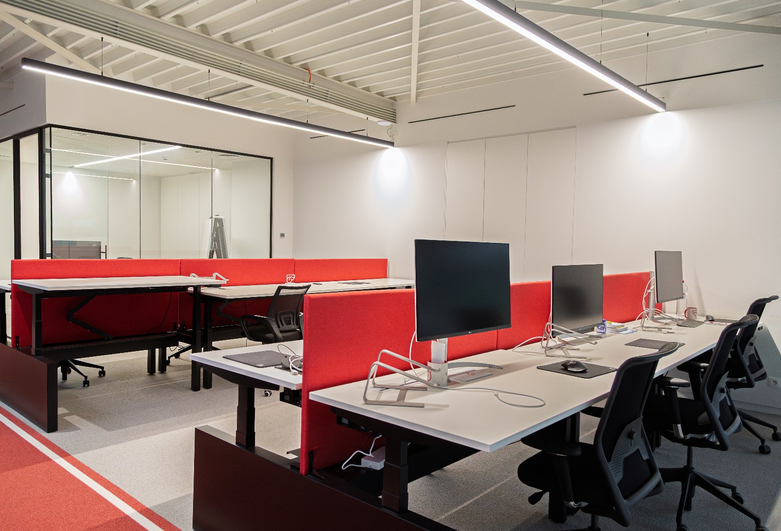 Kantoorgebouw op toplocatie 