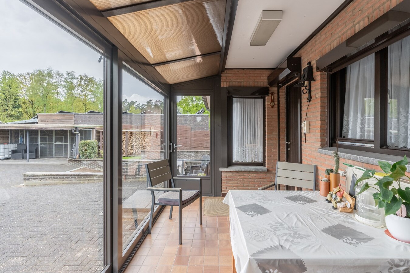 Ruime gelijkvloerse woning met 3 slaapkamers. 