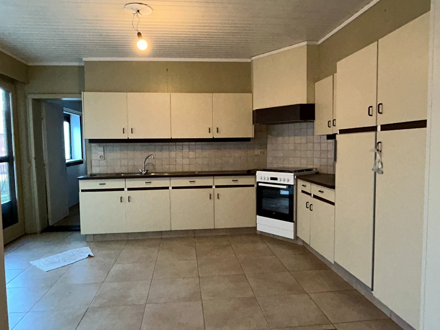 Grote, te renoveren centrumwoning met tuin op 563m² 